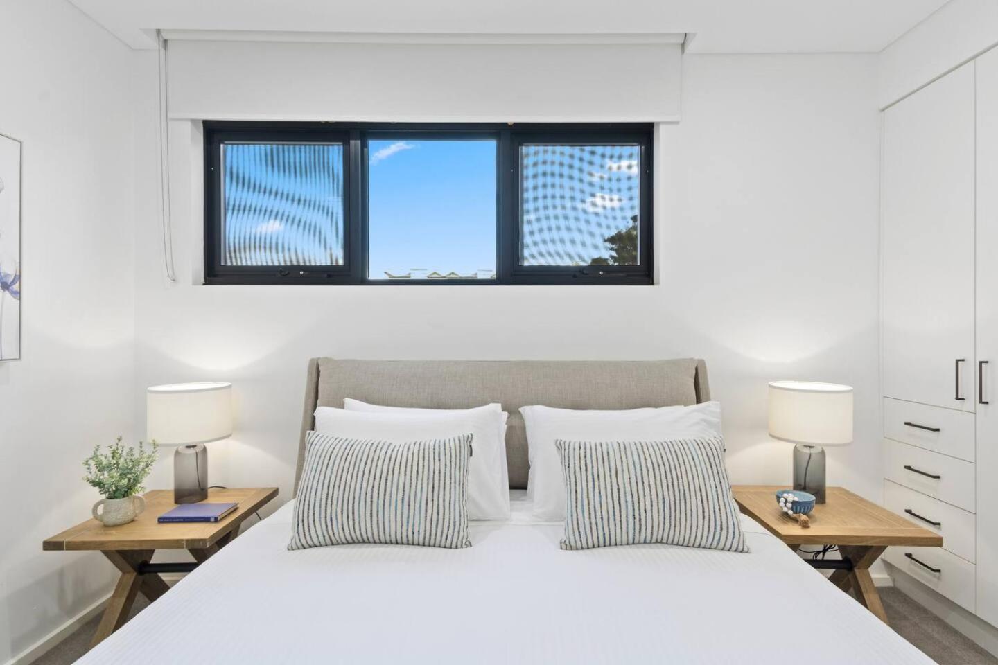 Apartment Saltwater Escape - Contemporary Seaside Stunner Shellharbour
