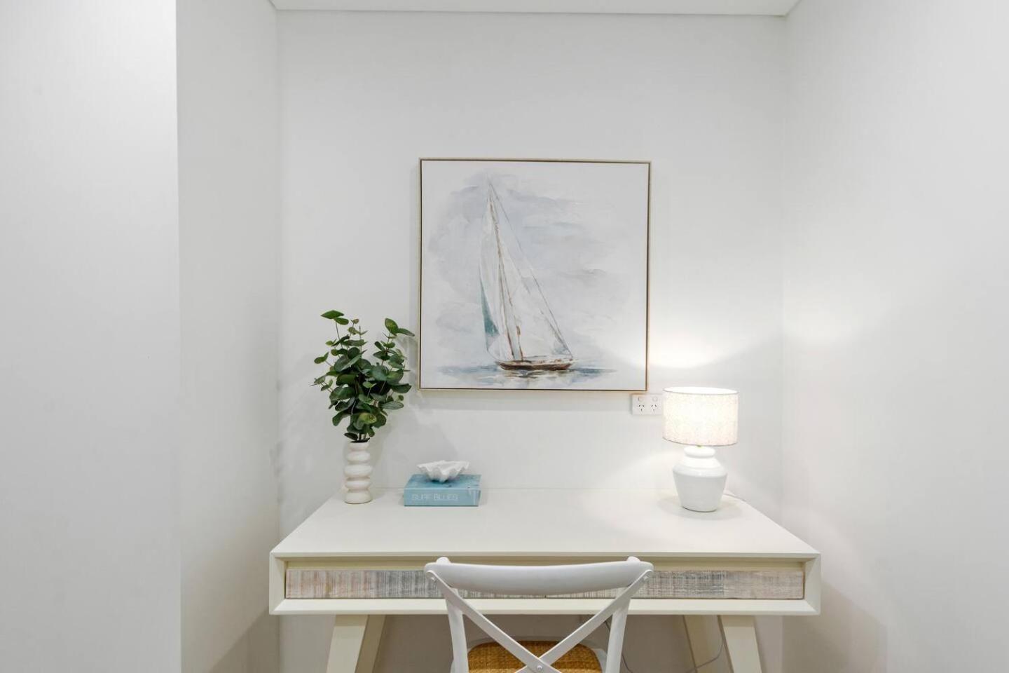 Apartment Saltwater Escape - Contemporary Seaside Stunner Shellharbour