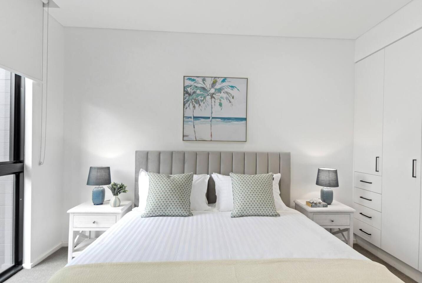 Saltwater Escape - Contemporary Seaside Stunner Apartment